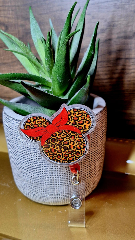 Cheetah Minni Heas w/ red ribbon ( Badge Reel)