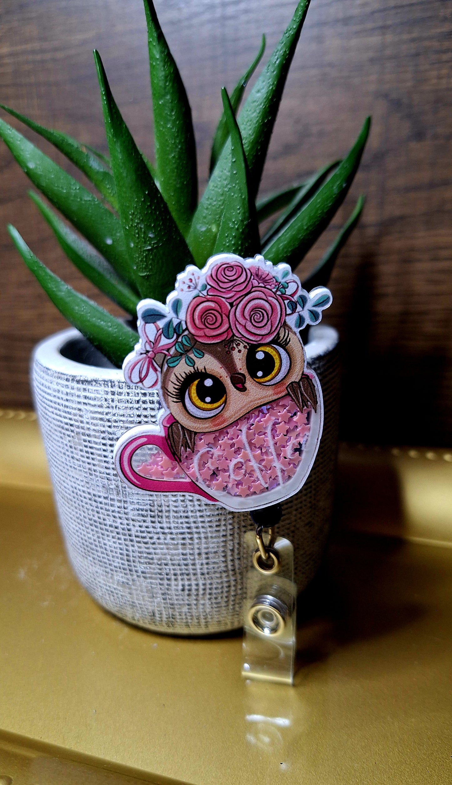 Owl's in a Tea Cup(Shaker) (Badge Reel)