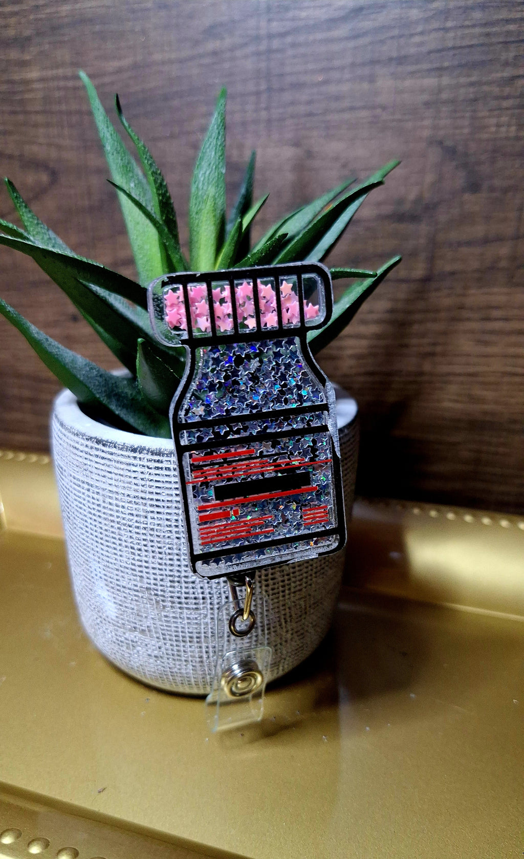IV (Shaker) (Badge Reel)