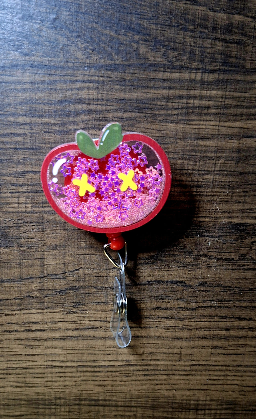 Juicy Apple (Badge Reel/Shaker)