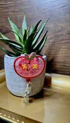 Juicy Apple (Badge Reel/Shaker)