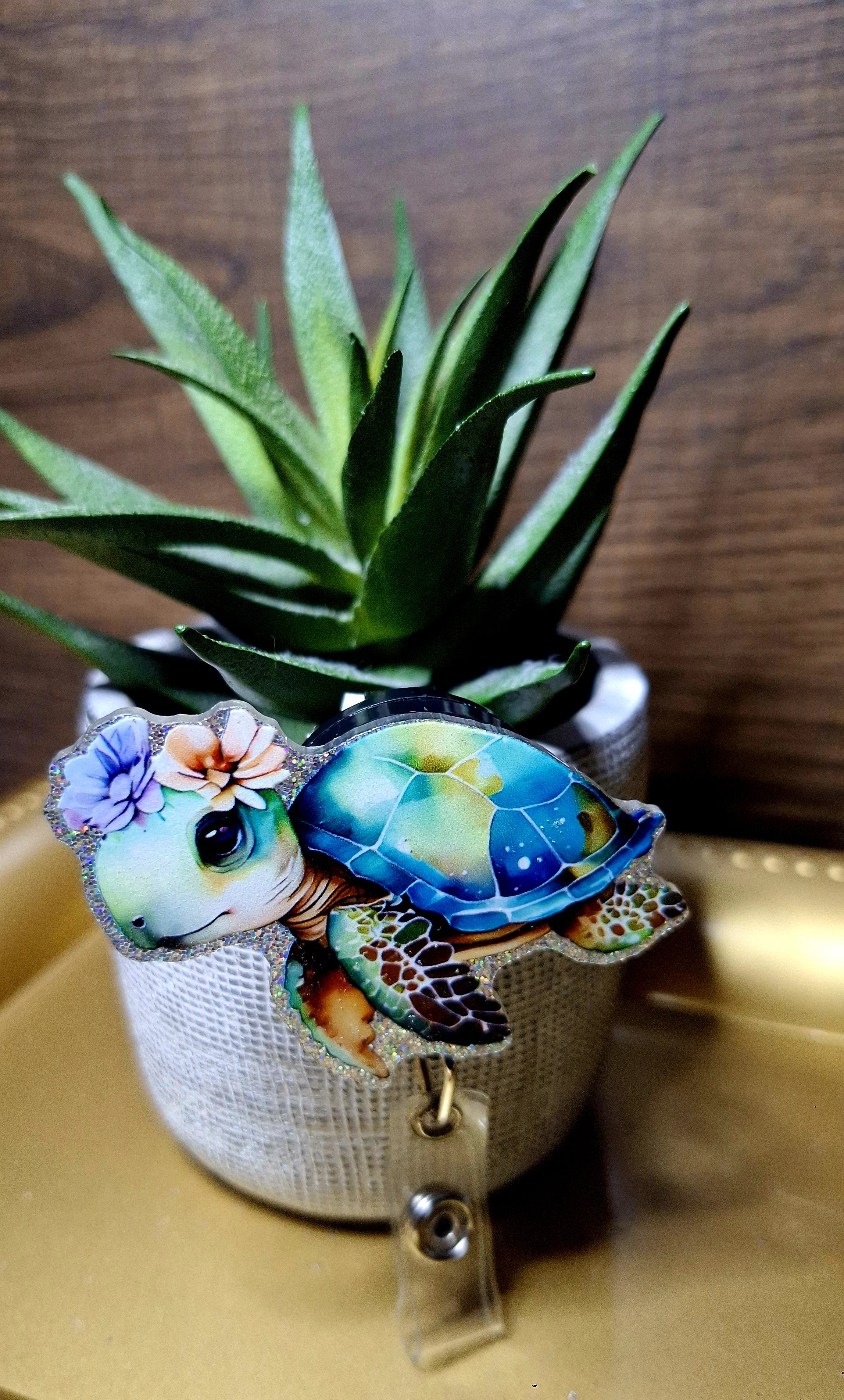 Sea Turtle {Badge Reel)