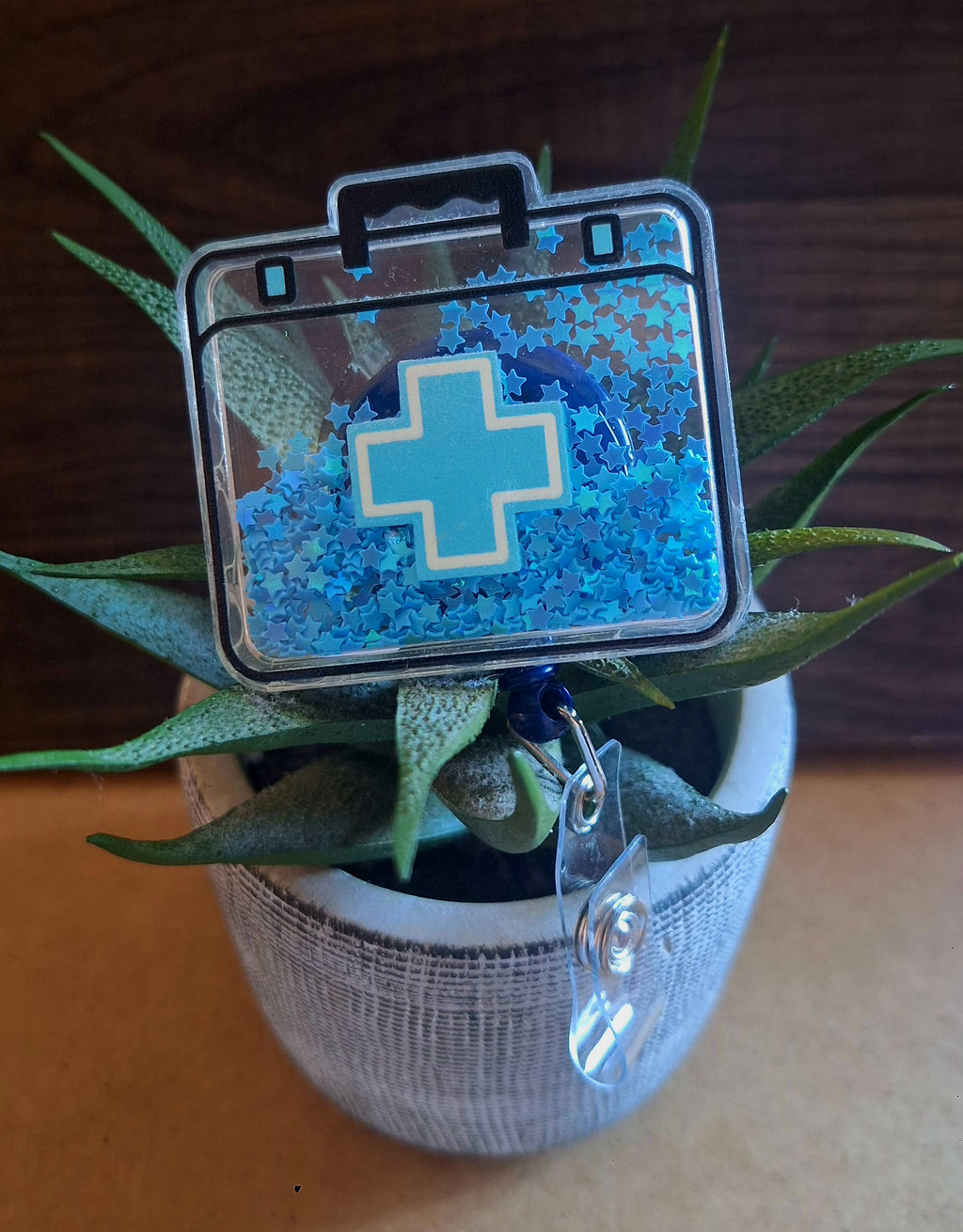 First Aid (Shaker)(Badge reel}